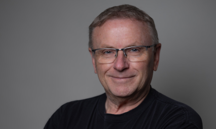 Why Your Business Still Needs A Human Graphic Designer In The Age Of AI